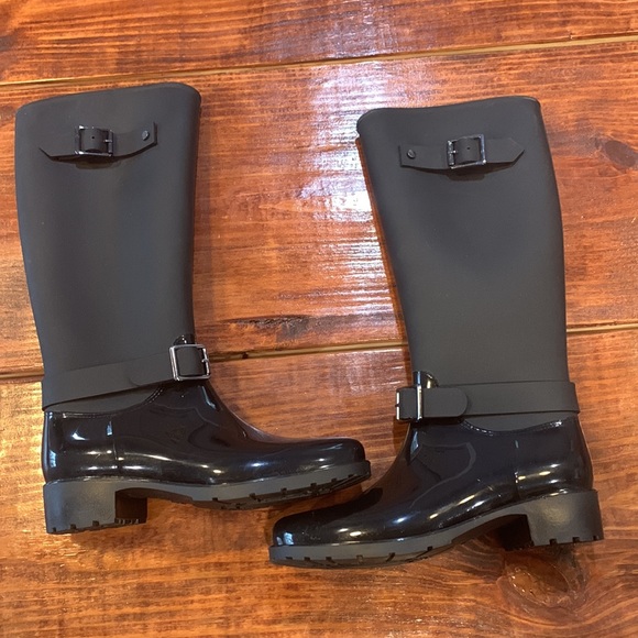 Black Tall Rain Boots - Picture 8 of 12